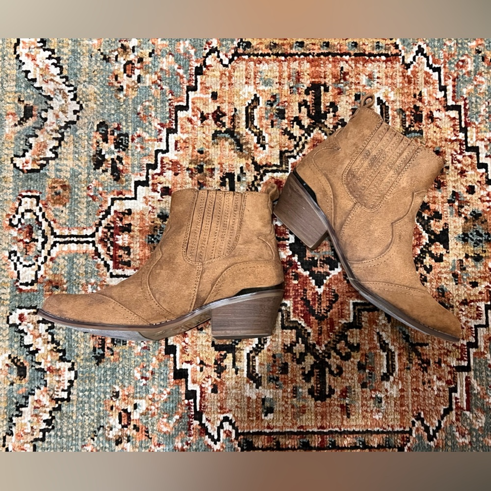 Cognac faux suede ankle boots from Target. EUC. Size 6.5